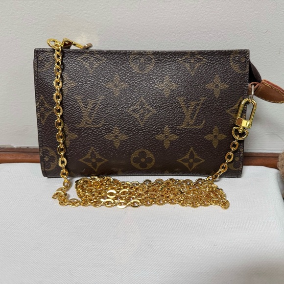 Auth Louis Vuitton Monogram Cosmetics Pouch/ Wallet/ clutch (from Bucket PM) - Picture 1 of 13
